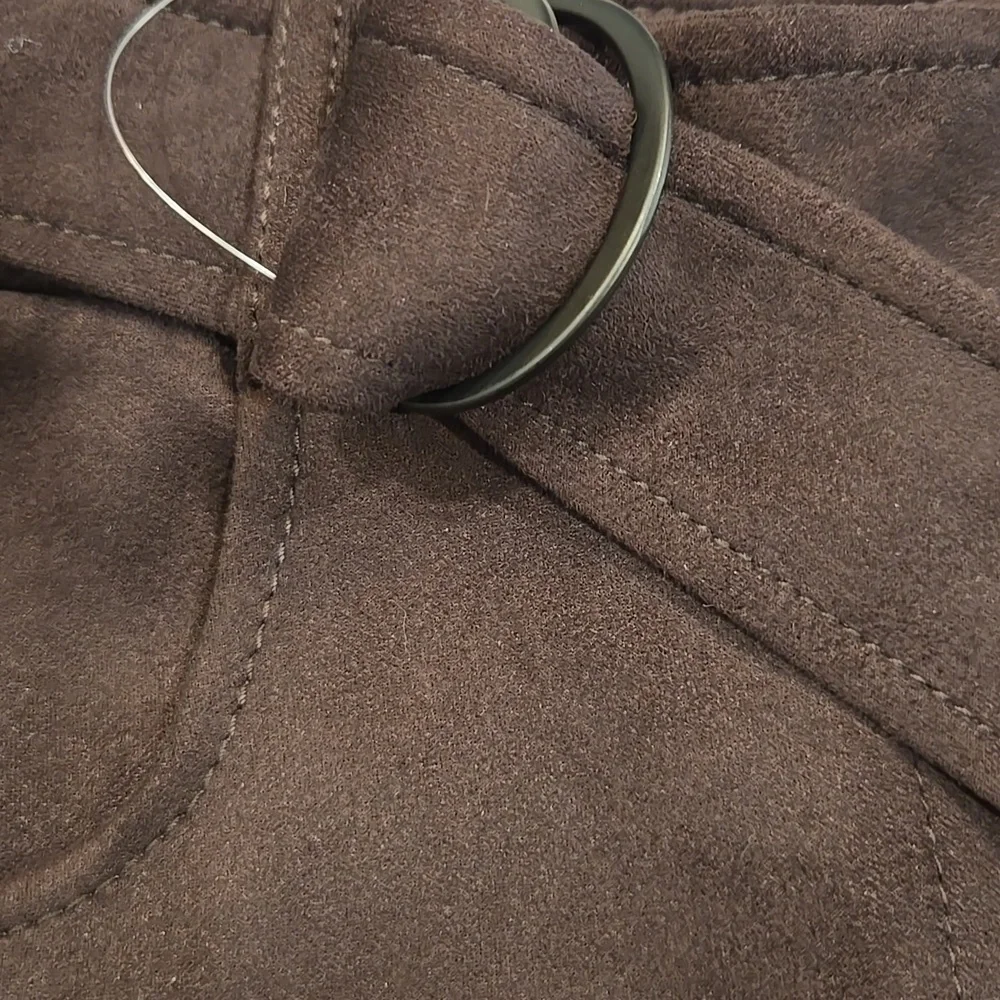 KENNETH COLE BELTED MAXI SKIRT. SIZE 2. DEEP BARK.